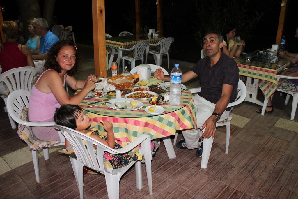 Yildiz Pension Bungalows Çıralı Exterior foto